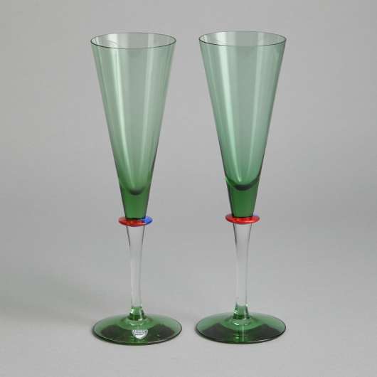 Vintage - SÅLD Champagnestrutar i Grönt Glas 1 par